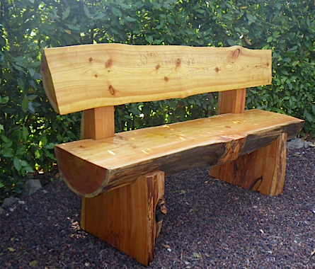 Banc massif en mÃ©lÃ¨ze avec dossier