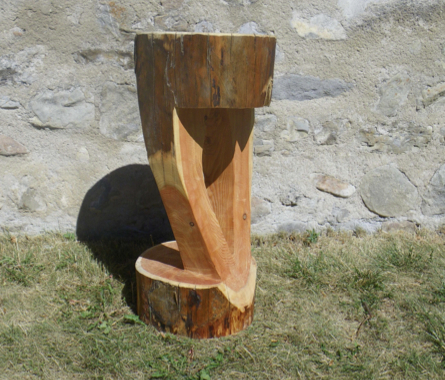 Tabouret , guÃ©ridon ...
